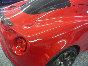 alfa-romeo-4c-rosso-forte