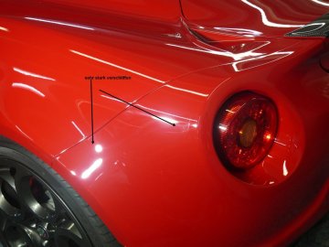 alfa-romeo-4c-rosso-forte