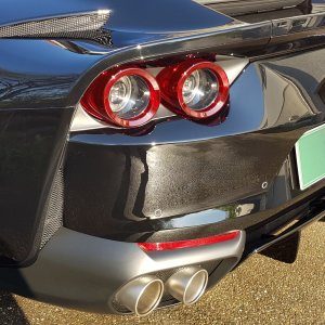 ferrari-812-superfast