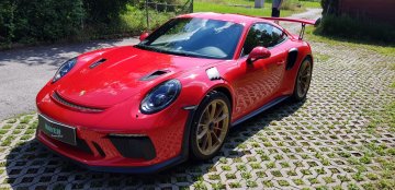 keramikversiegelung-seite-porschegt3rsrot