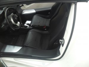 tesla-umpigmentieren-rot-schwarz