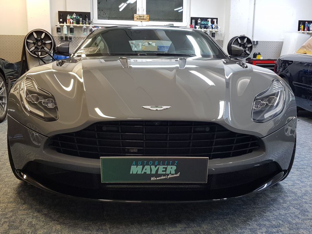 aston martin db11 detailing