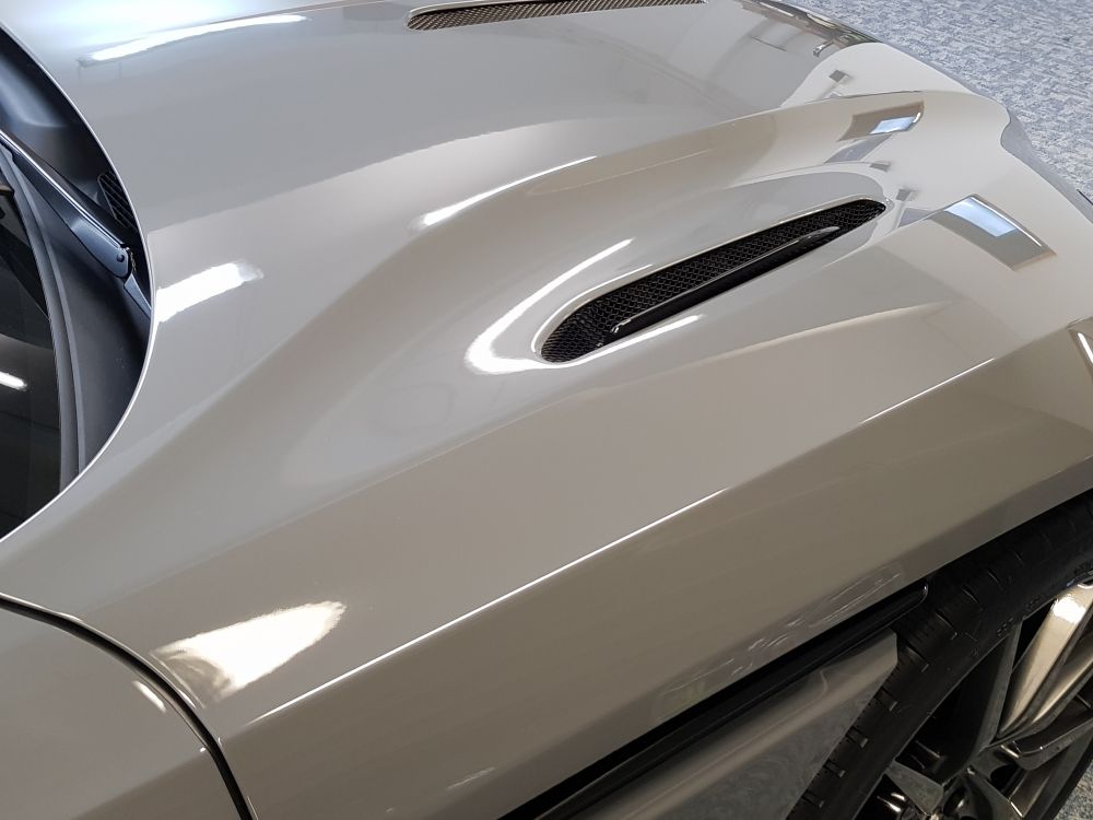 aston martin db11 detailing