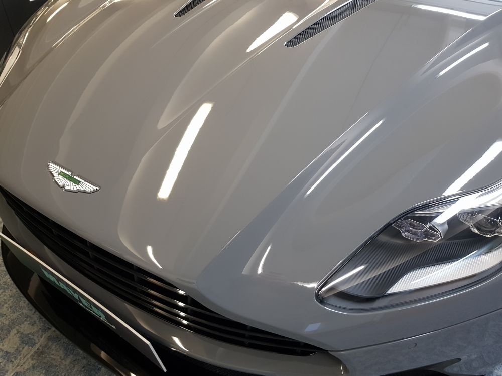 aston martin db11 detailing