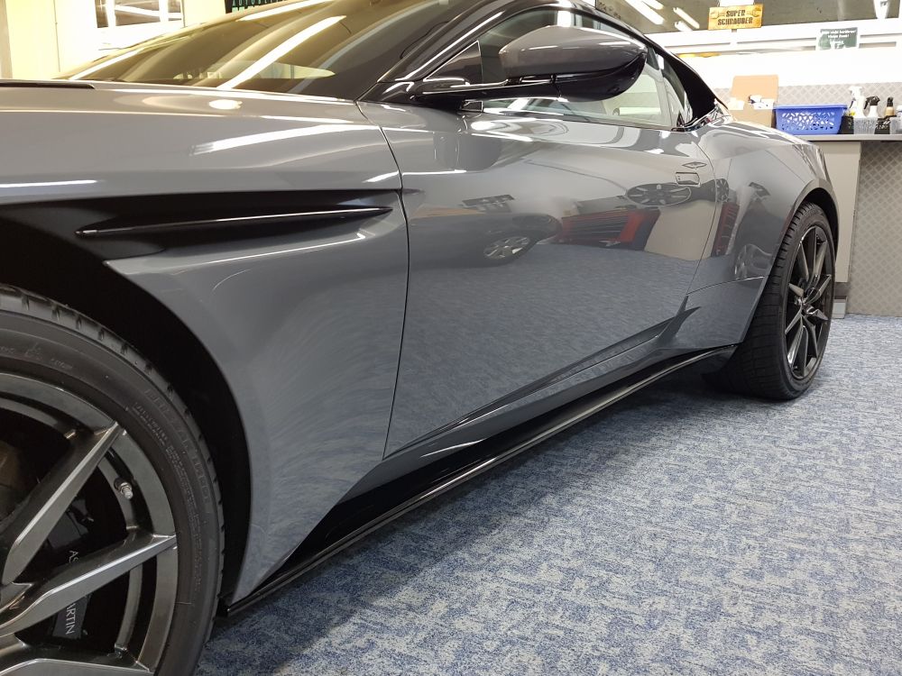 aston martin db11 detailing