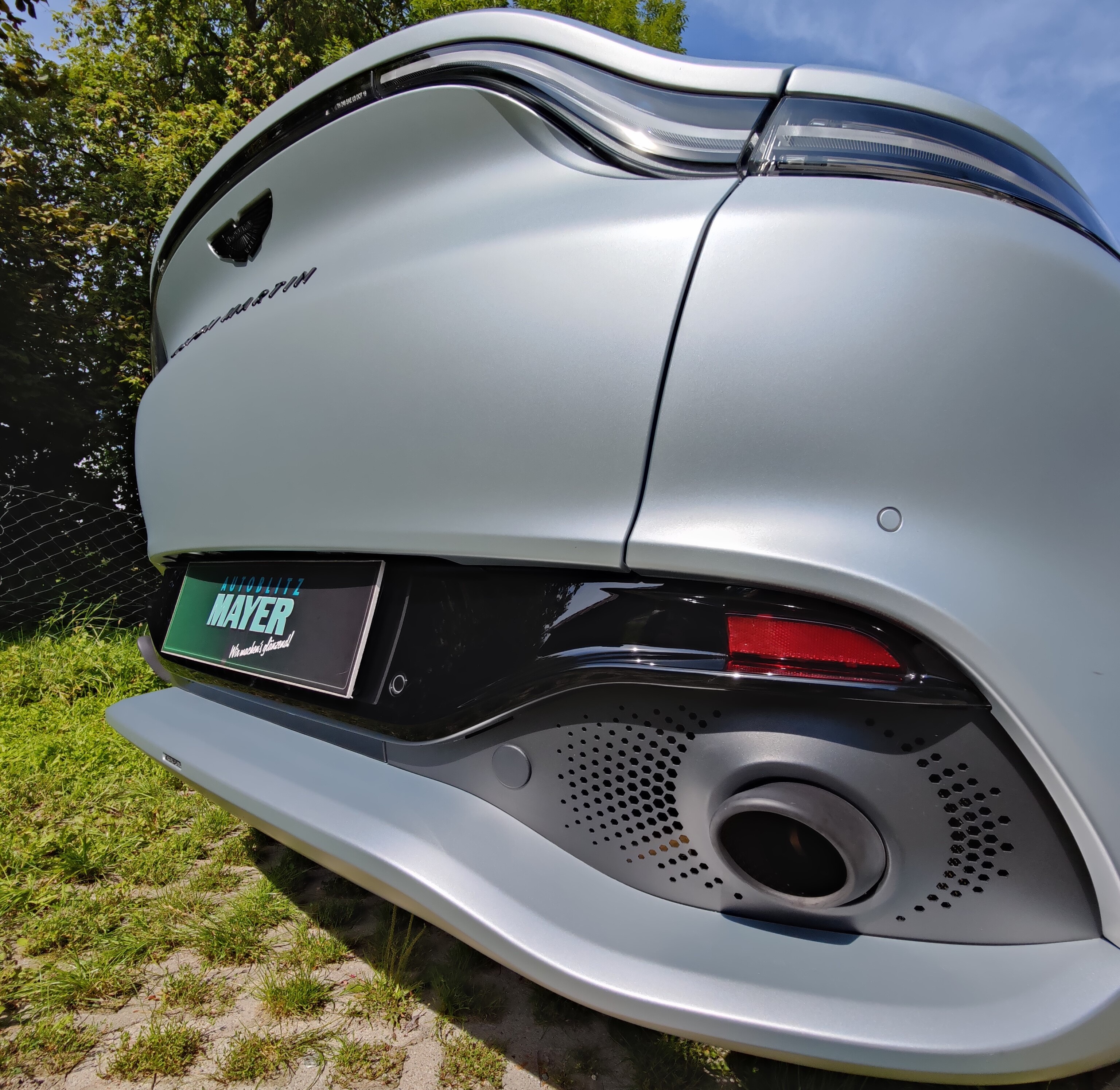 Aston Martin DBX Matt Lackschutzfolie
