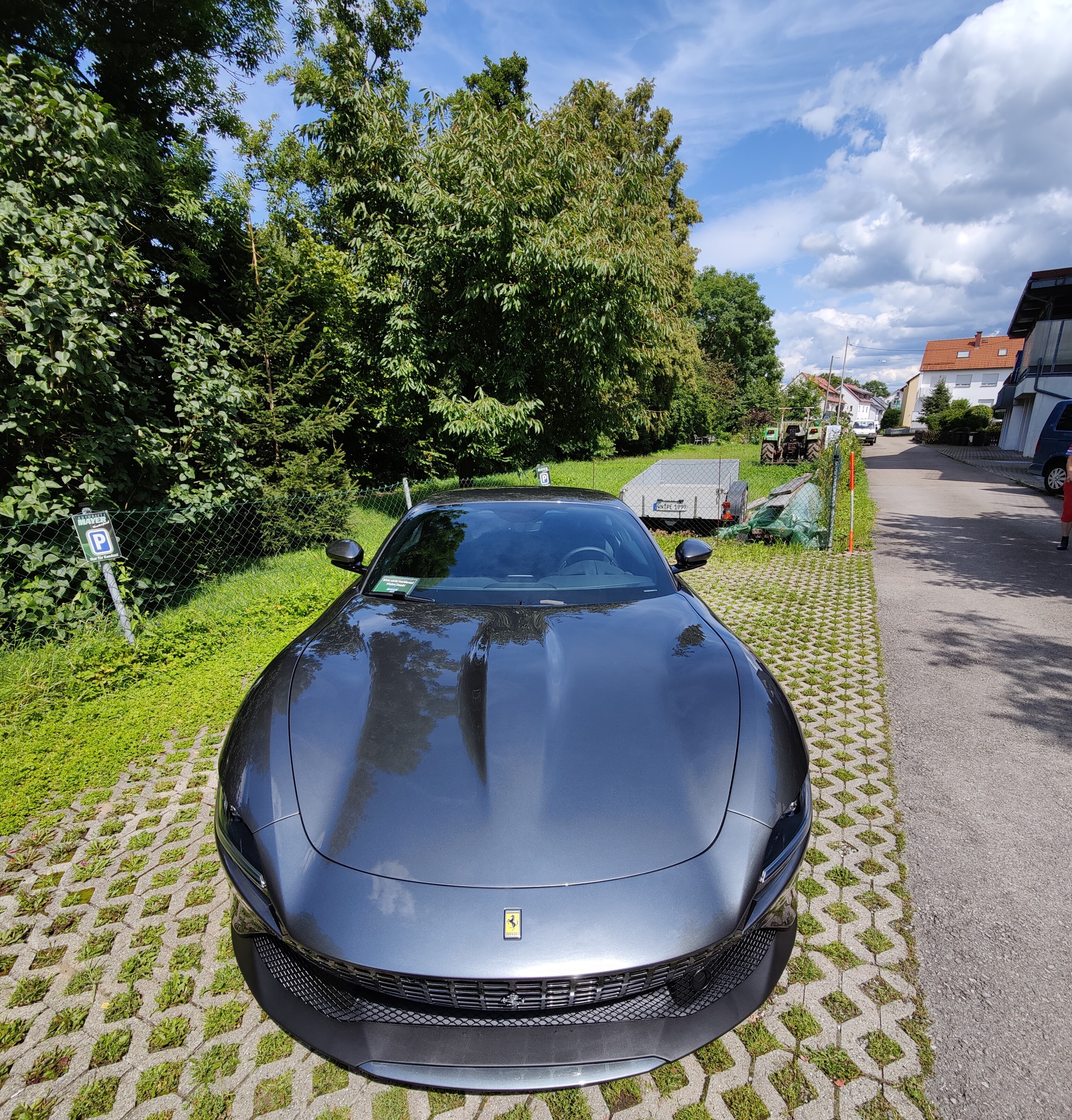 Ferrari Roma Lackschutzfolie AufbereitungFerrari Roma Lackschutzfolie Aufbereitung