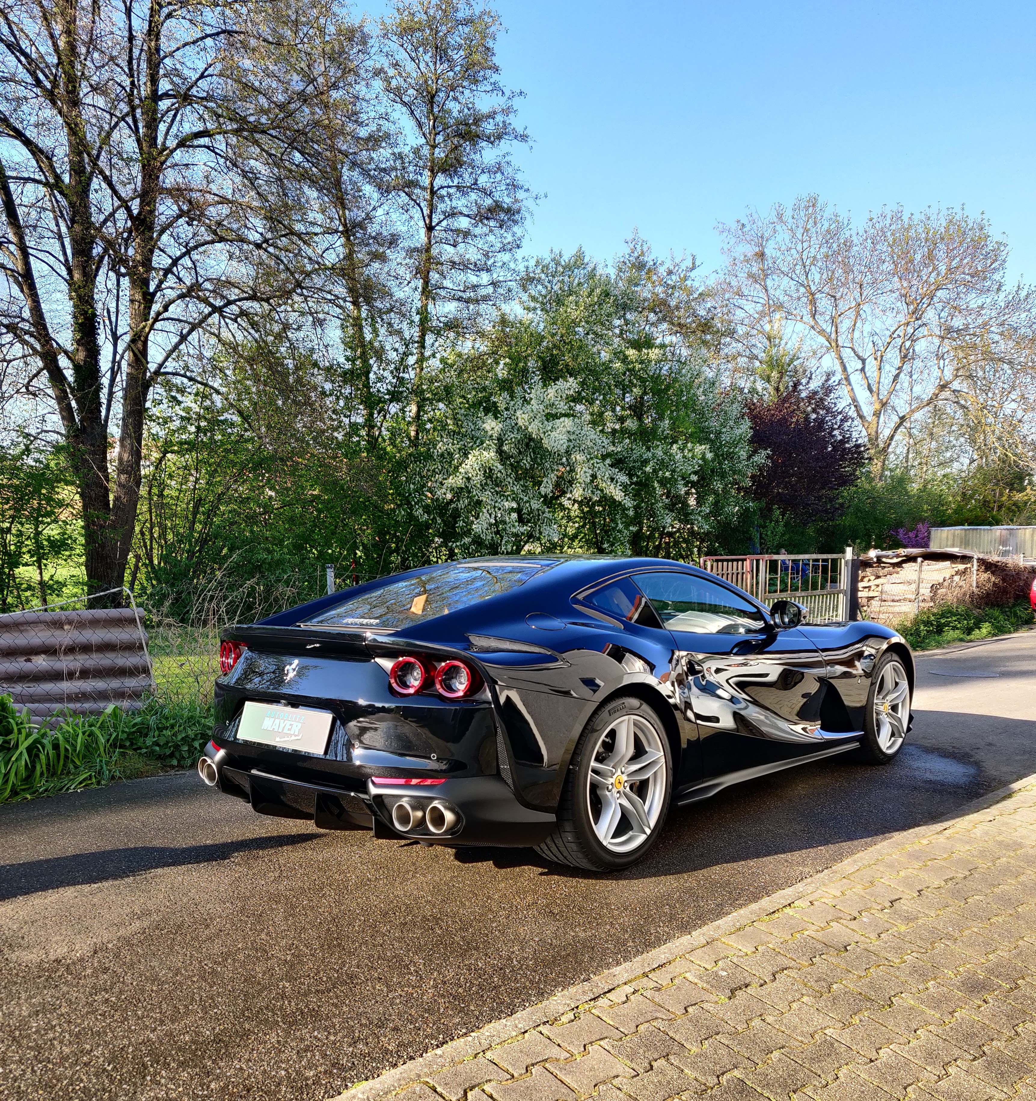 Ferrari 812 Superfast Lackschutzfolie & Keramikversiegelung