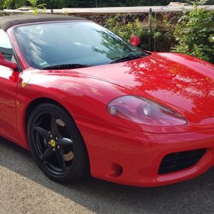 Ferrari 360 Spider - klebrige Kunststoffteile & Detailing